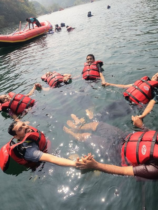 river swimming at dandeli ideals